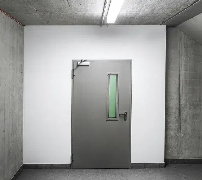 image d'une porte coupe feu illustrant la protection passive incendie